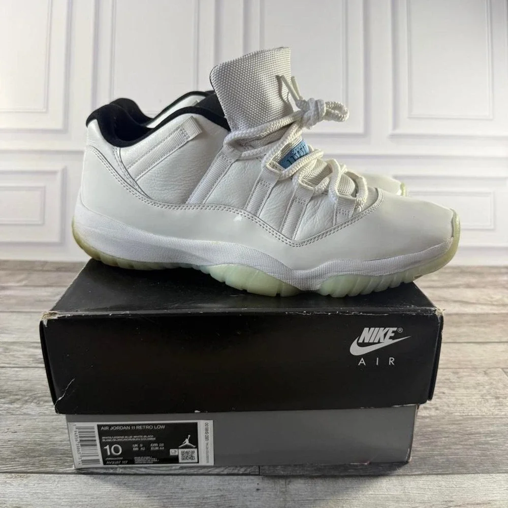 Air Jordan 11 Retro Low - white/legend blue sneakers